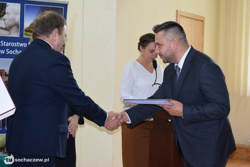 Stypendia starosty rozdane
