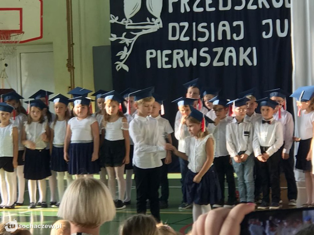 Pasowanie na pierwszoklasistów w Rybnie