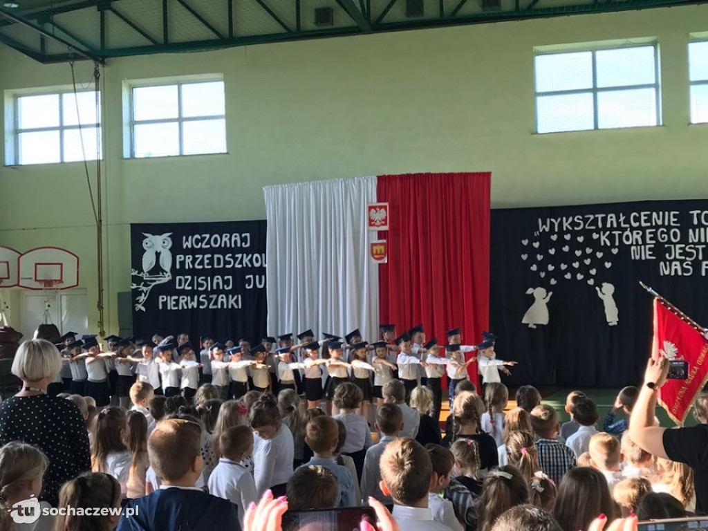 Pasowanie na pierwszoklasistów w Rybnie