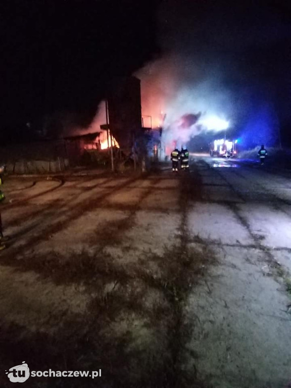 Pożar pustostanu w Guzowie
