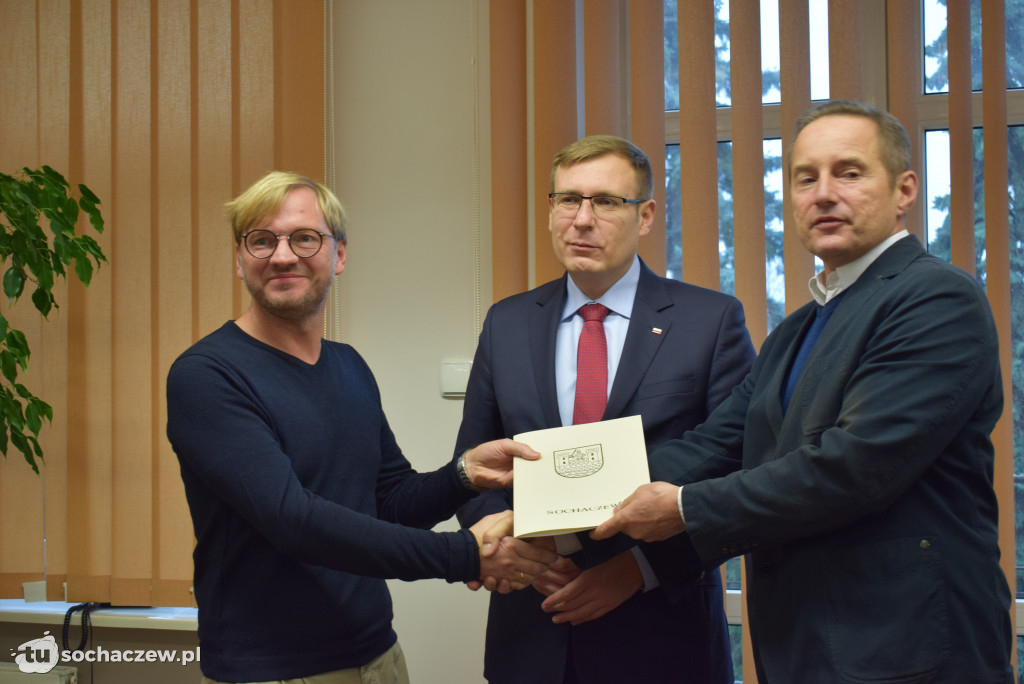 Umowa na remont kolejnego odcinka 15 Sierpnia podpisana