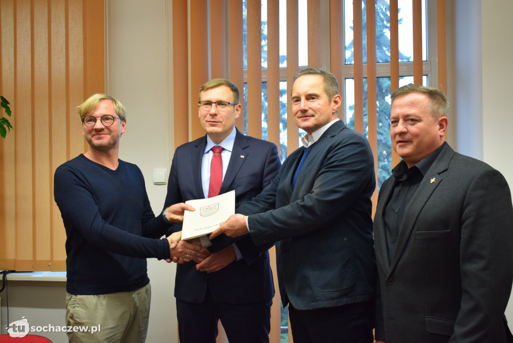 Umowa na remont kolejnego odcinka 15 Sierpnia podpisana