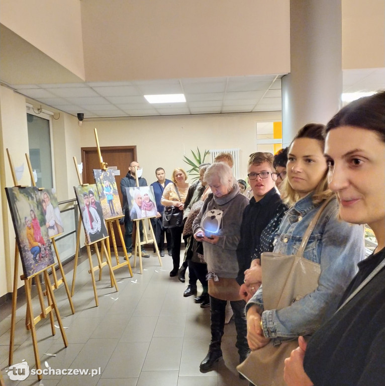 Jedno skrzydło. Ich, nasze piękno w kramnicach