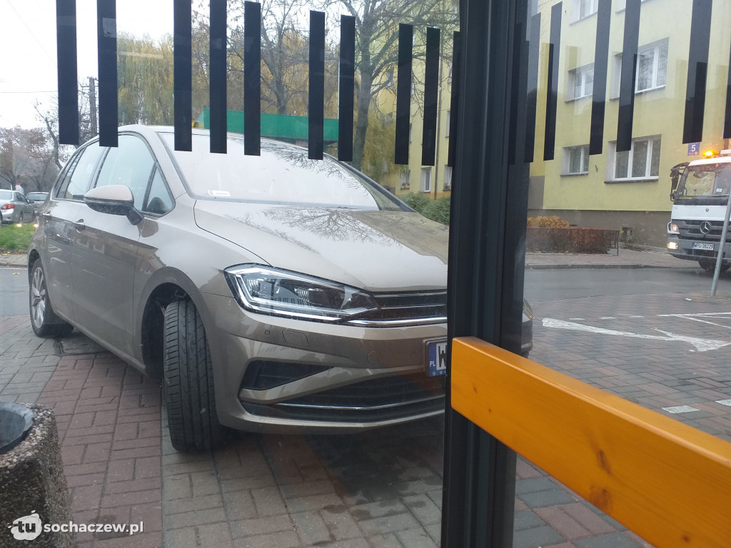 Bo musiała do drogerii. Fotogaleria mistrzów parkowania