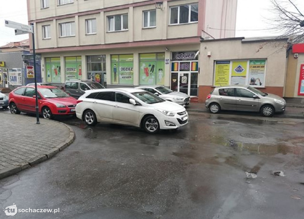 Bo musiała do drogerii. Fotogaleria mistrzów parkowania