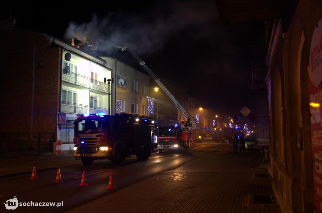 Pożar w kamienicy przy Staszica. Akcja gaśnicza