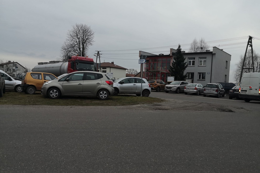 Parking w Nowej Suchej o krok bliżej