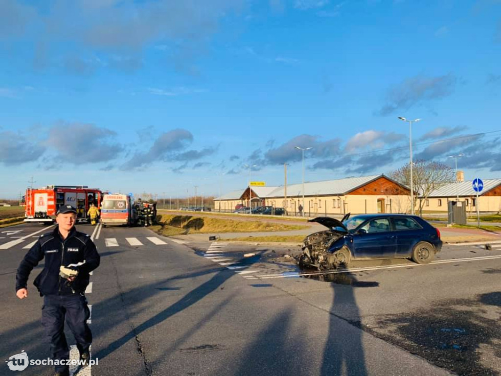 Wypadek na obwodnicy Teresina w Elżbietowie