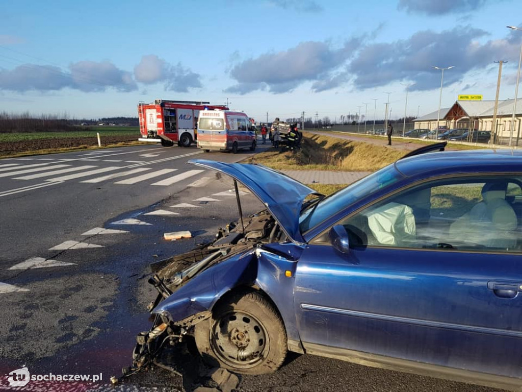 Wypadek na obwodnicy Teresina w Elżbietowie