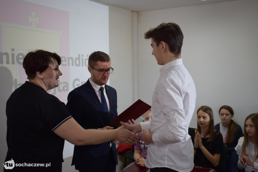 XXI Sesja Rady Gminy Rybno: o bezpieczeństwie podczas ferii, stypendiach i Dniu Sołtysa