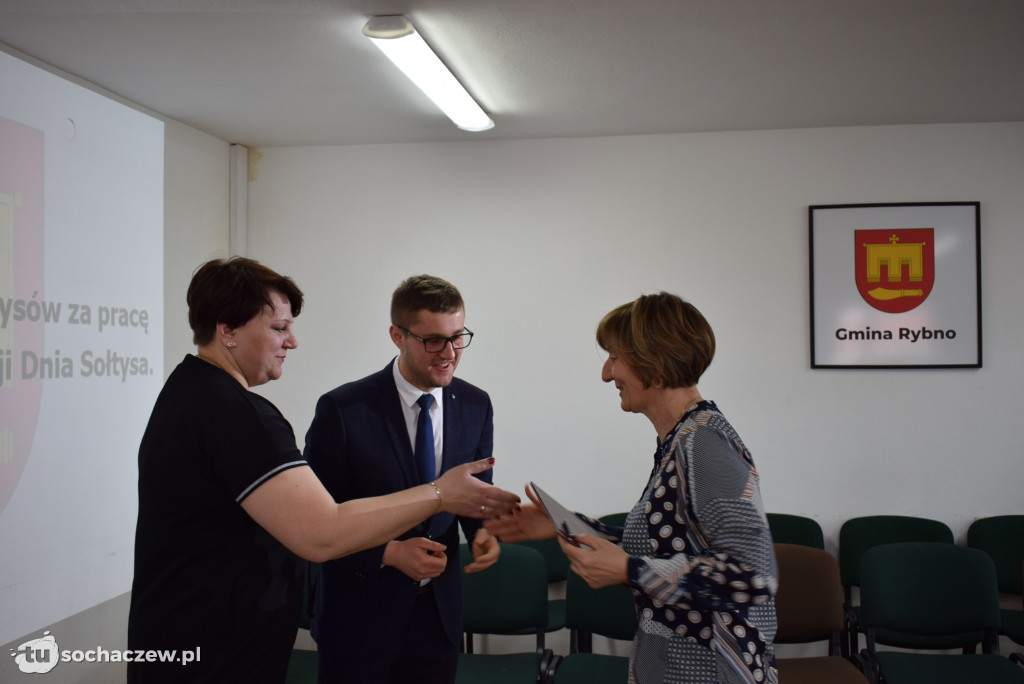 XXI Sesja Rady Gminy Rybno: o bezpieczeństwie podczas ferii, stypendiach i Dniu Sołtysa