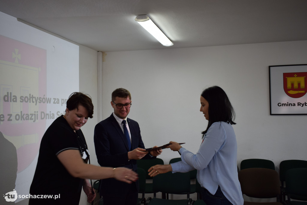 XXI Sesja Rady Gminy Rybno: o bezpieczeństwie podczas ferii, stypendiach i Dniu Sołtysa