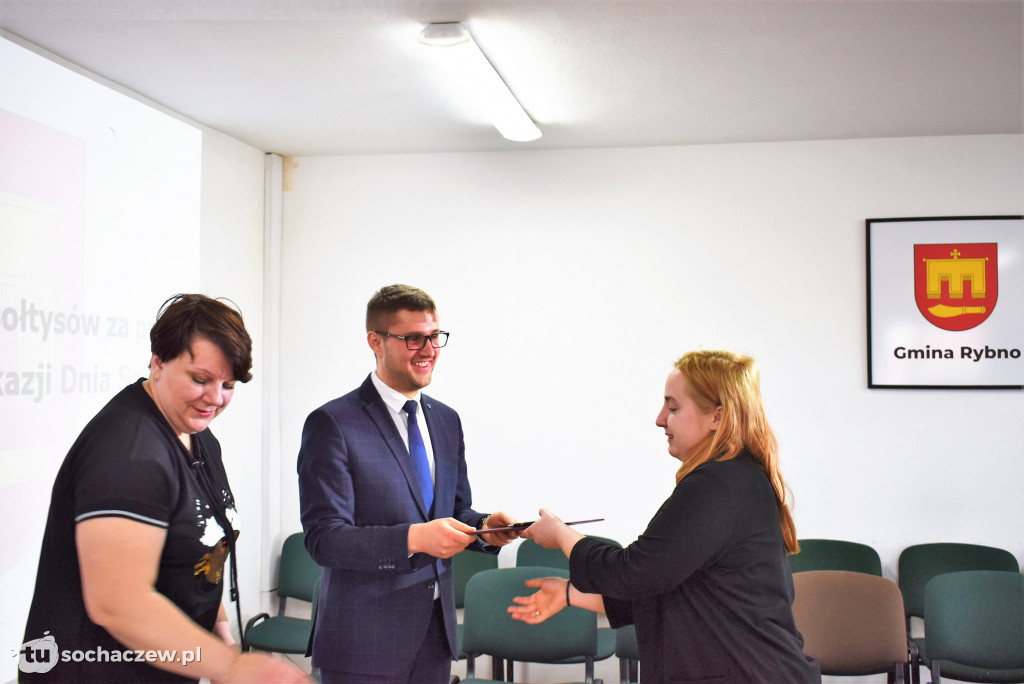 XXI Sesja Rady Gminy Rybno: o bezpieczeństwie podczas ferii, stypendiach i Dniu Sołtysa
