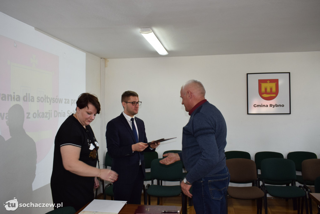 XXI Sesja Rady Gminy Rybno: o bezpieczeństwie podczas ferii, stypendiach i Dniu Sołtysa
