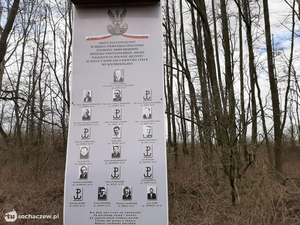 Wójt gminy Rybno uczcił pamięć poległych w Bronisławach