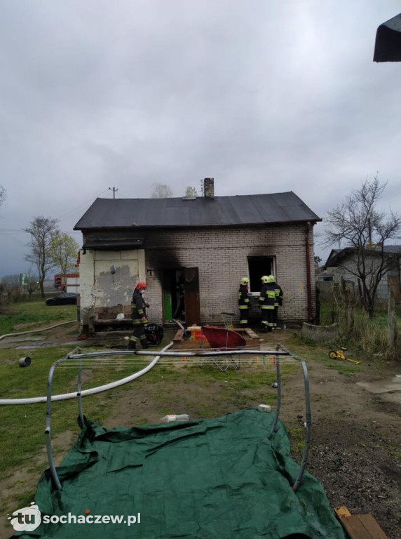 Pożar budynku w Paprotni
