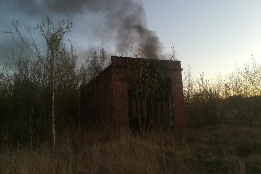 Pożar w starej cegielni w Boryszewie