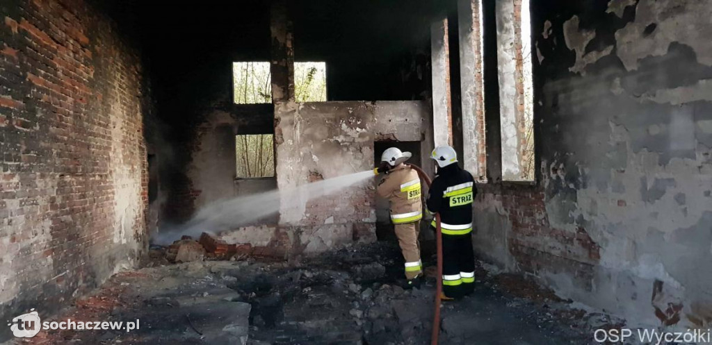 Pożar w starej cegielni w Boryszewie