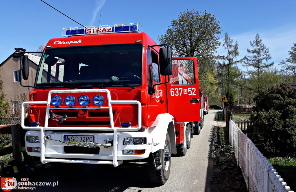 Trudny pożar na posesji w gminie Iłów