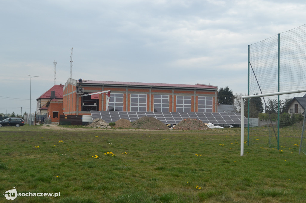 Sala gimnastyczna w Brzozowie Starym już pod dachem