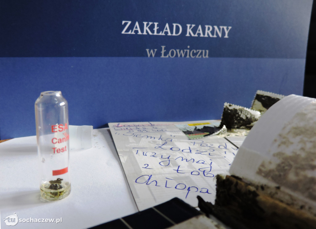 Znaczki pocztowe podszyte narkotykami. Kolejna próba przemytu do łowickiego więzienia