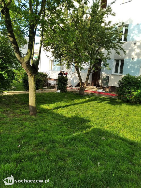 Wybuch gazu w Płońsku. Kobietę wyrzuciło przez okno