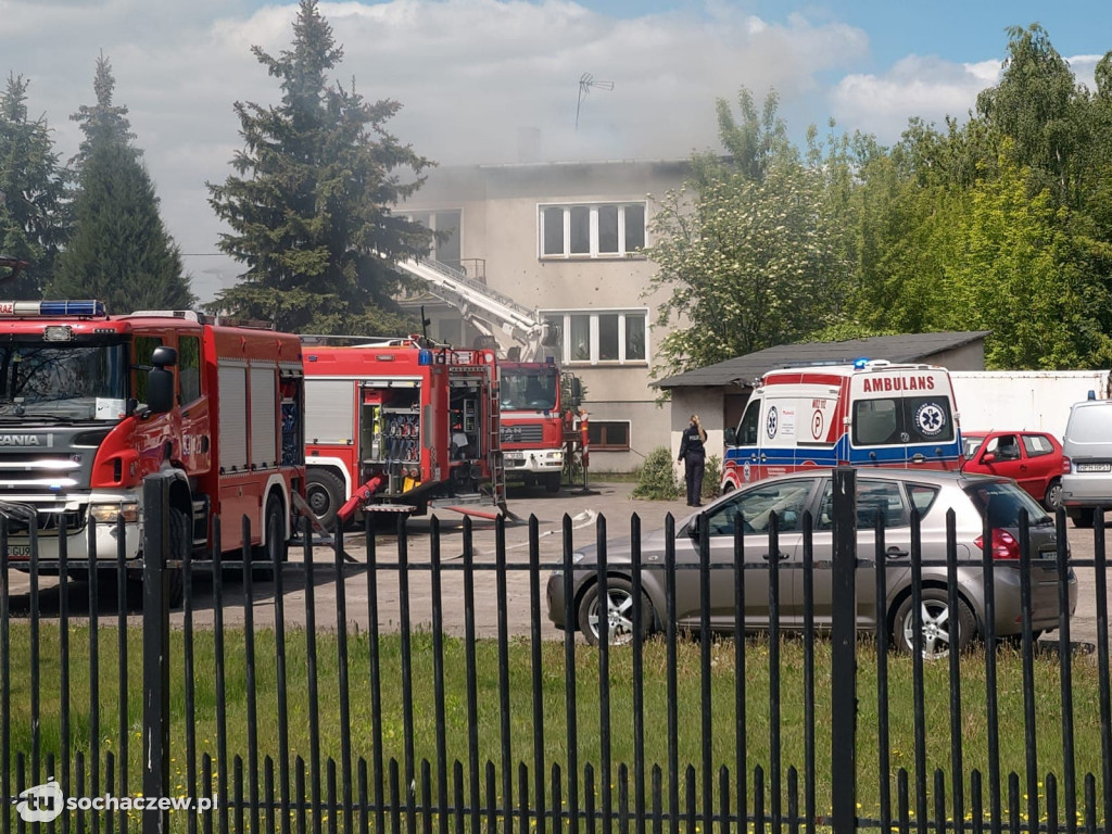 Pożar budynku przy Okrzei. Są osoby poszkodowane