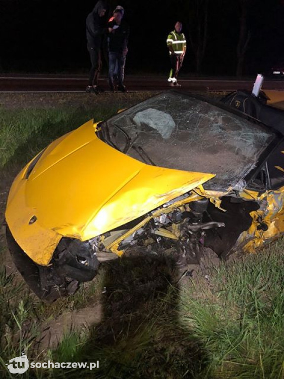 Piłkarz Marcin Bułka rozbił Lamborghini w Wyszogrodzie