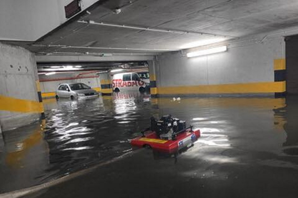 Pluton ulewa znów w akcji. Tym razem na ratunek Warszawie