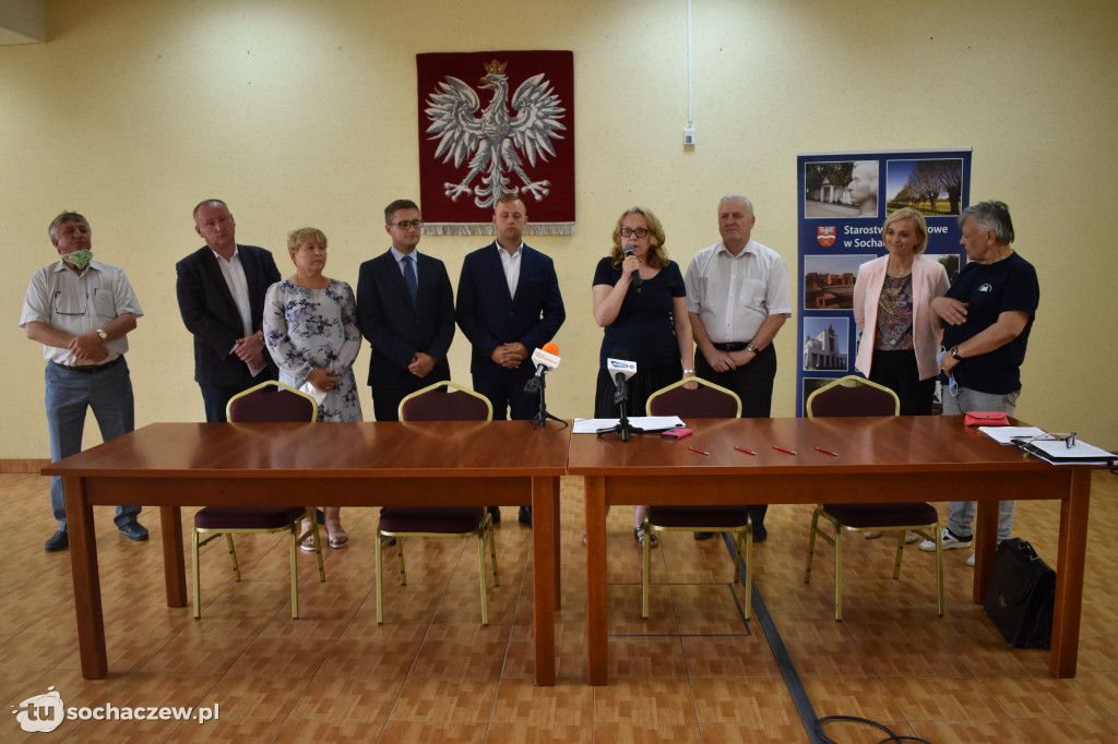 Ruszają remonty dróg w gminach Teresin i Rybno