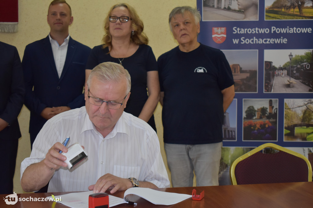 Ruszają remonty dróg w gminach Teresin i Rybno