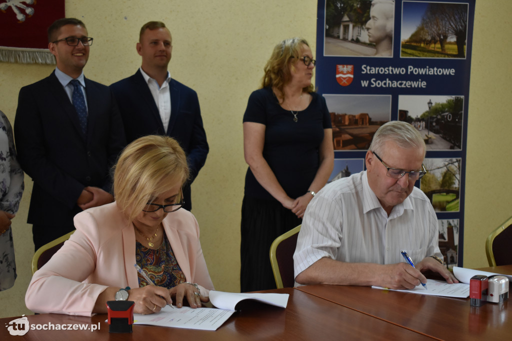 Ruszają remonty dróg w gminach Teresin i Rybno