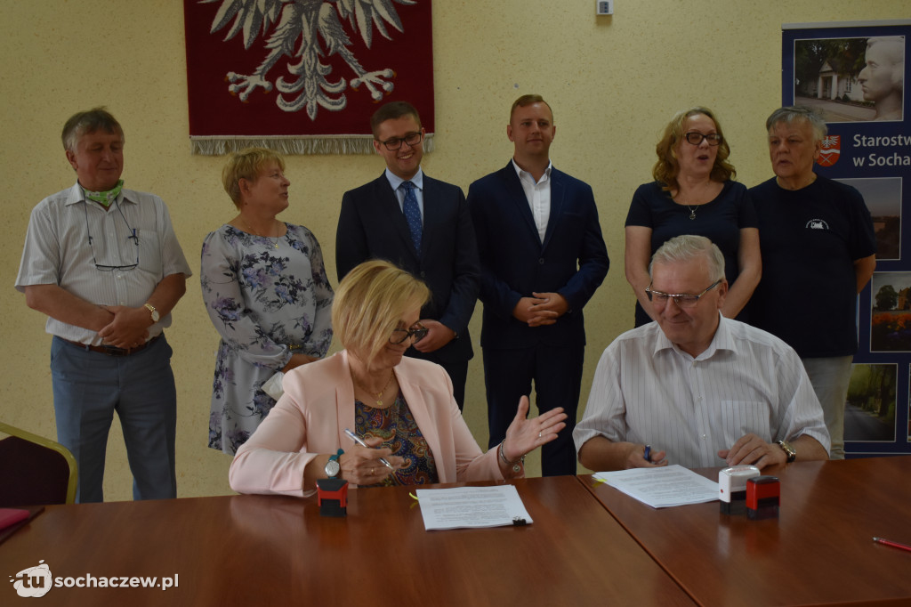 Ruszają remonty dróg w gminach Teresin i Rybno
