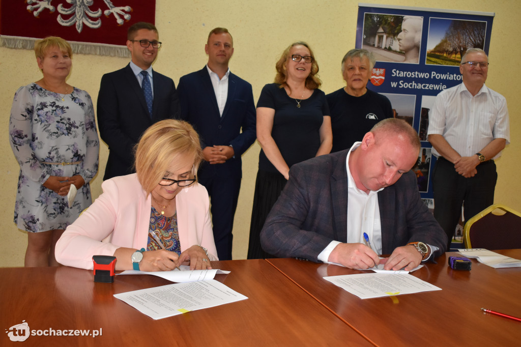Ruszają remonty dróg w gminach Teresin i Rybno