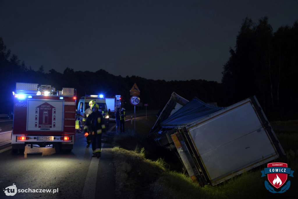 Potrącenie rowerzystki przez ciężarówkę. Kobieta trafiła do szpitala
