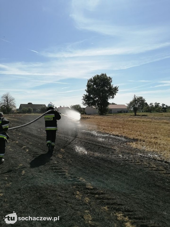 Pożar rżyska w miejscowości Kamion Duży