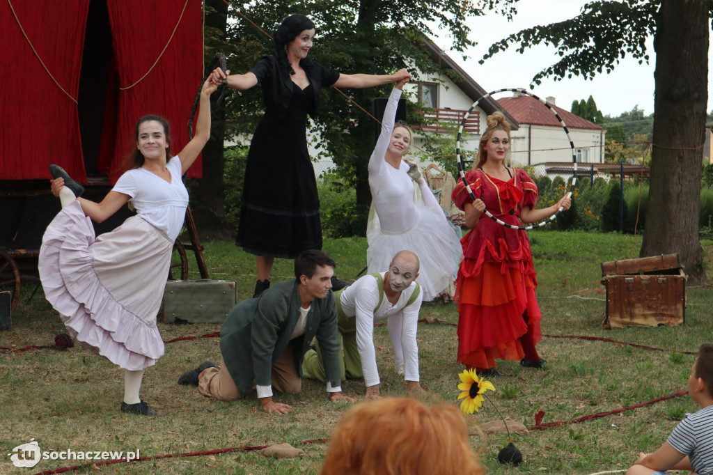 Teatralne lato w Młodzieszynie