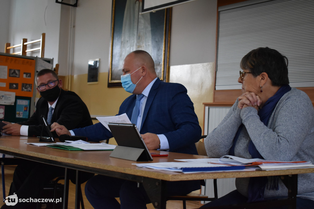 Wójt Jan Kraśniewski bez wotum, ale z absolutorium
