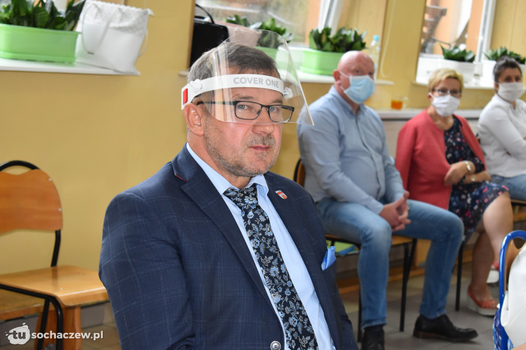 Wójt Jan Kraśniewski bez wotum, ale z absolutorium