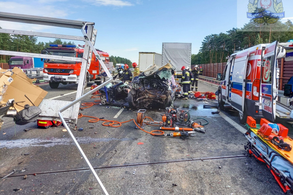 Karambol na autostradzie A2