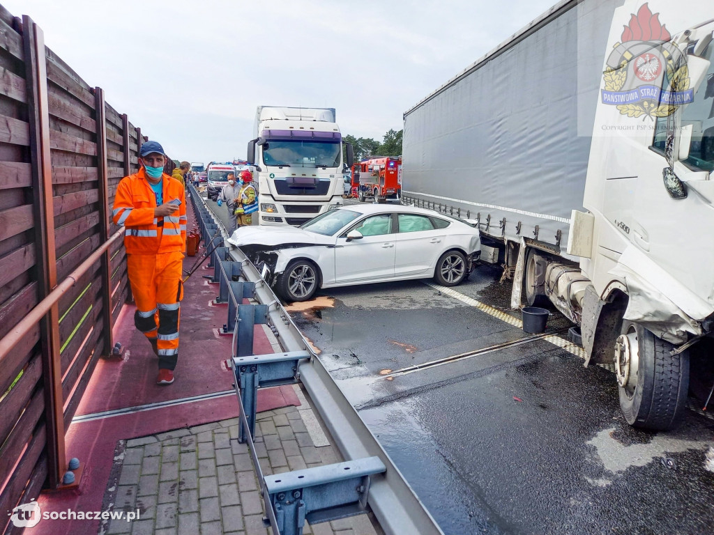 Karambol na autostradzie A2