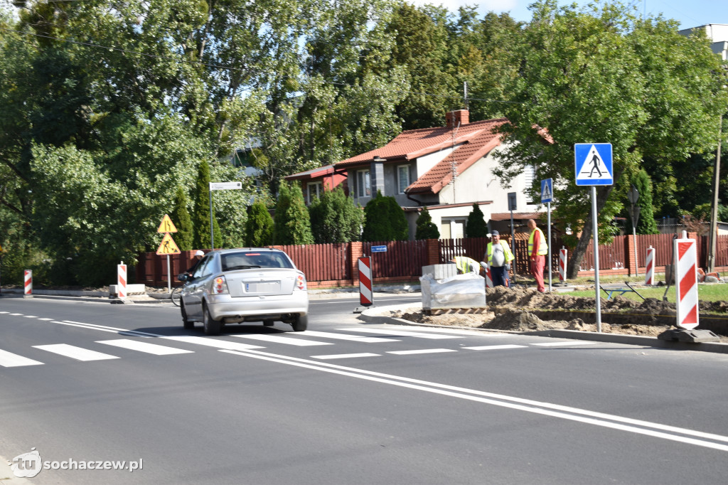 Powstaje nowy chodnik przy 600-lecia
