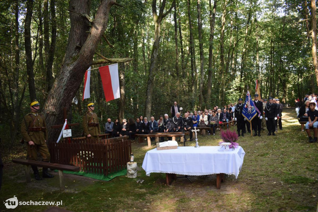 Uroczystość przy Grobie Nieznanego Żołnierza w Kromnowie 2020