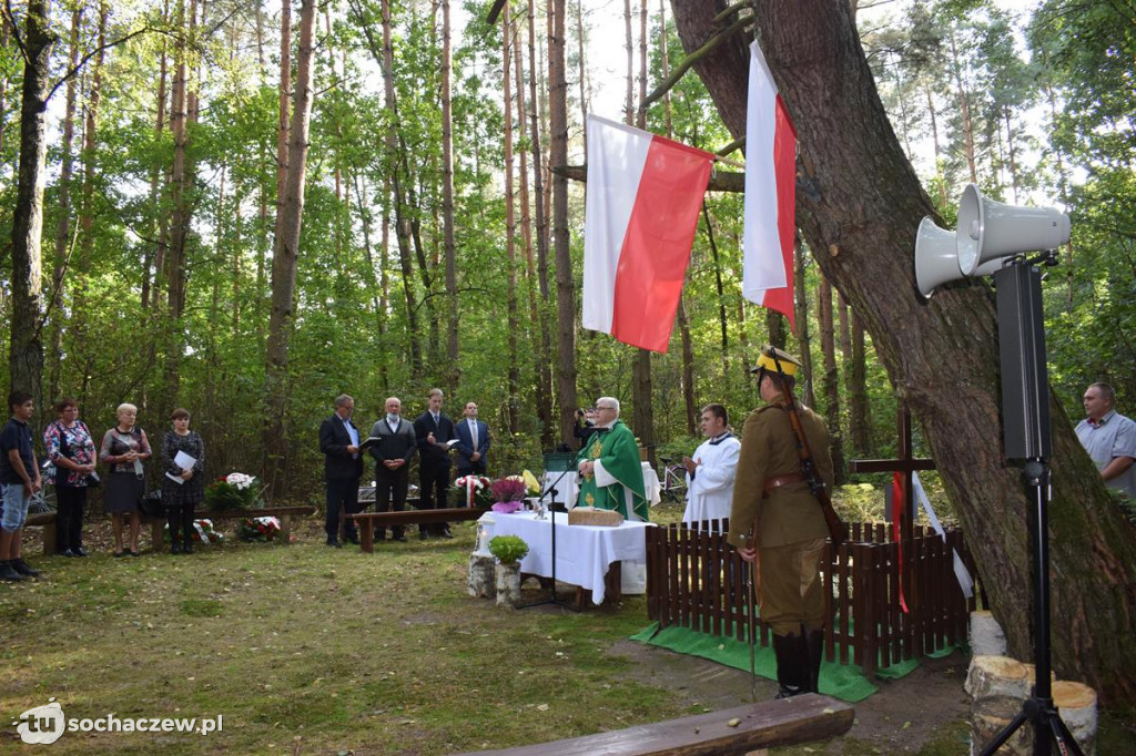 Uroczystość przy Grobie Nieznanego Żołnierza w Kromnowie 2020