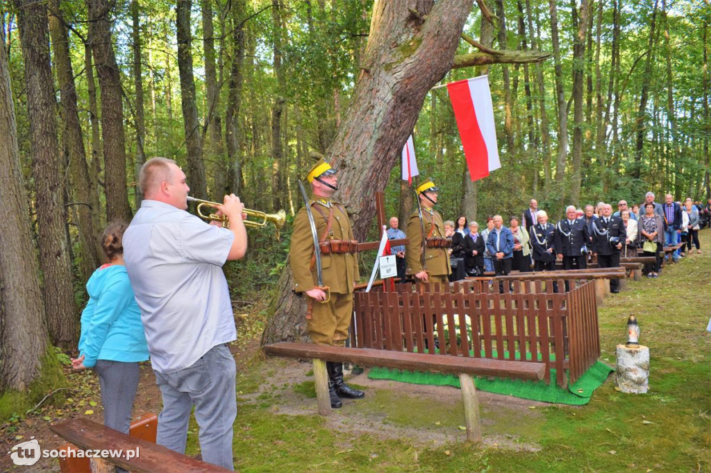 Uroczystość przy Grobie Nieznanego Żołnierza w Kromnowie 2020