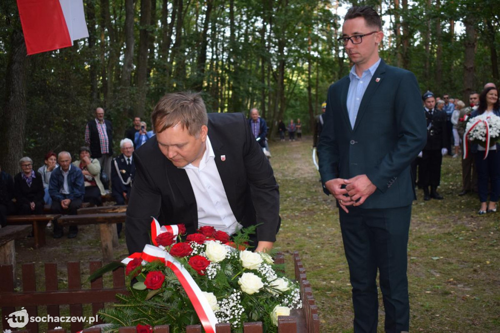 Uroczystość przy Grobie Nieznanego Żołnierza w Kromnowie 2020