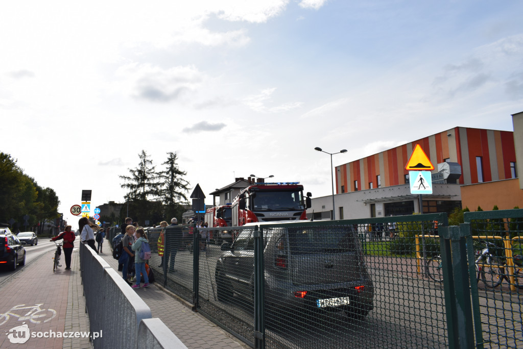 Alarm bombowy w Szkole Podstawowej nr 4
