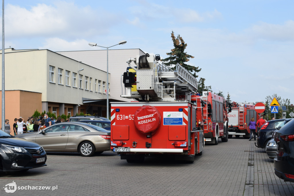 Alarm bombowy w Szkole Podstawowej nr 4