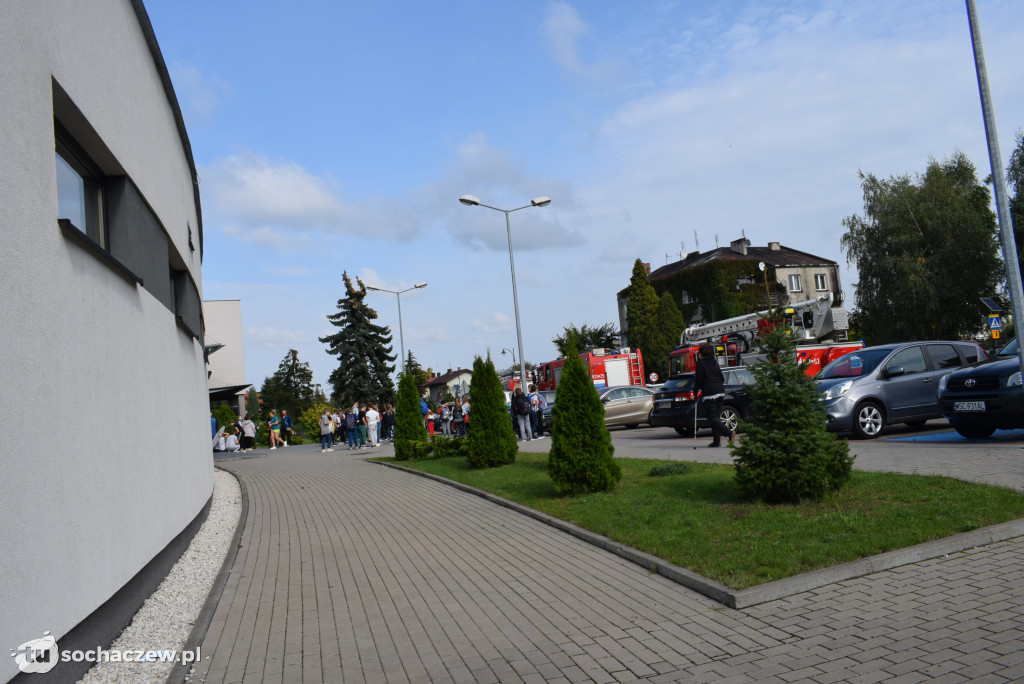 Alarm bombowy w Szkole Podstawowej nr 4