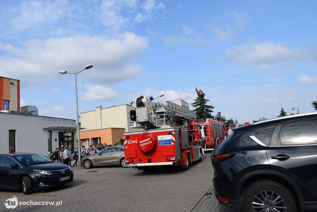 Alarm bombowy w Szkole Podstawowej nr 4